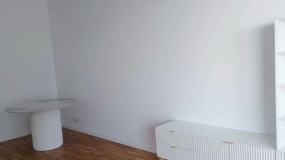 AP. 2 CAMERE LUXURIA, LOC PARCARE, BLOC NOU, CENTRALA, METROU 15 MIN - Poză 3