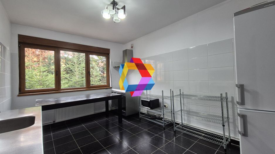 Casa 270mp zona centrala - Poză 3