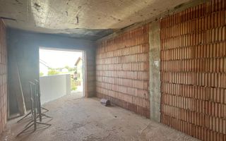 Casă individuală cu 6 camere și teren generos de 735mp |Moșnița Veche| - Poză 6