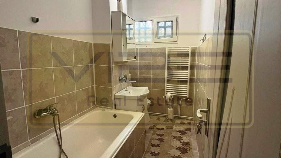 Apartament 2 camere Podu Ros 10 min Centru - Poză 16