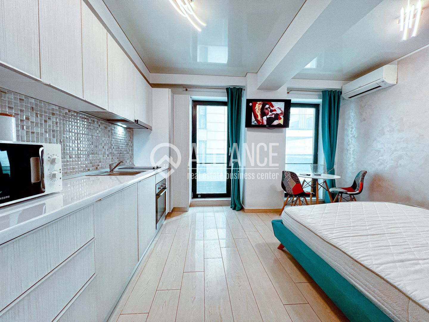 MAMAIA(COD 05)  - Studio Premium , Vedere spre Lac - Poză 4