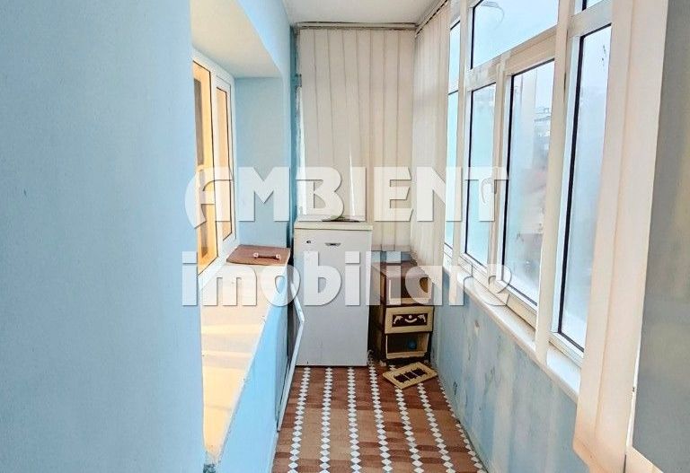 Apartament cu 3 camere, garaj, boxa, ETAJ 2, zona TRAIAN - PRIMARIE; - Poză 8