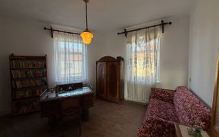Casă individuală | 4 camere | 450 mp teren | Zonă centrală | Ocna Sibiului - Poză 9