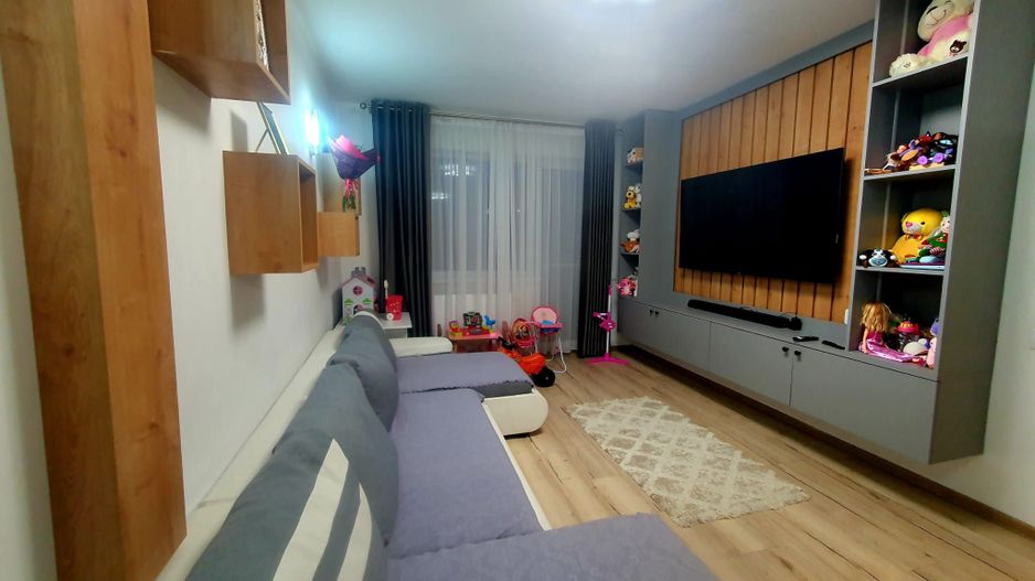 Labis, apartament in bloc nou cu loc parcare - Poză 7