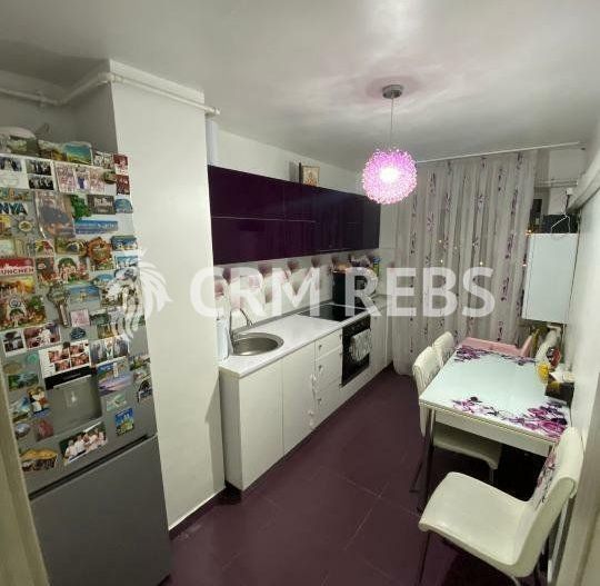 Vând apartament cu 3 camere Mobilat/Utilat in zona Km 4-5 - Poză 10