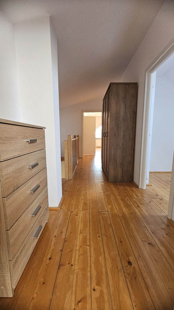 Apartament de inchiriat 6 camere 179 mp Etaj 2 + mansardă - Poză 15