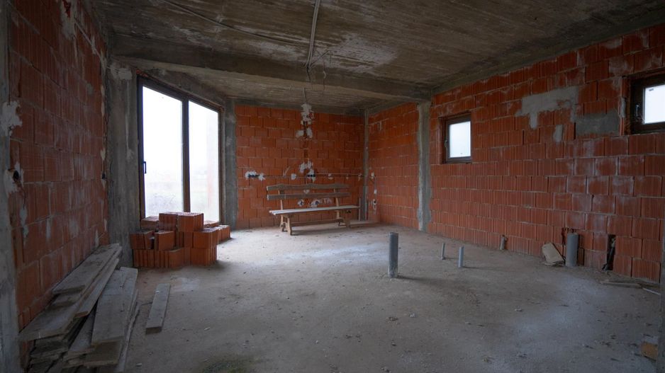 Casa de vanzare 7 camere P+E Sanmartin sat.Rontau - Poză 2