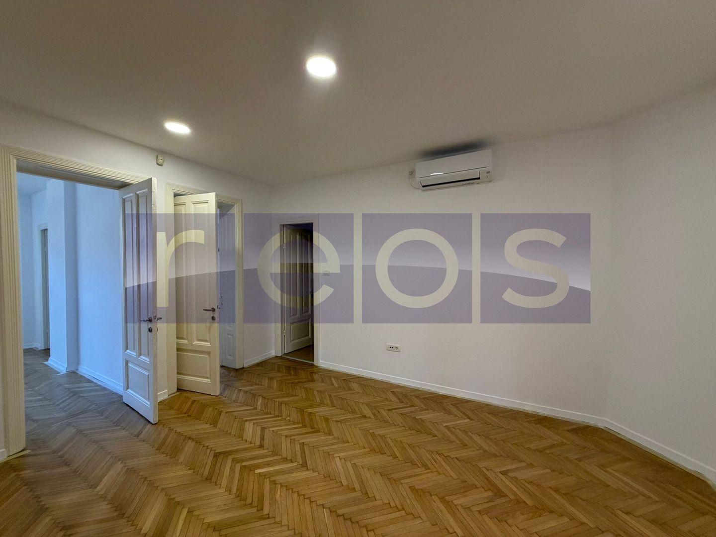 INCHIRIERE VILA INTERBELICA | CAPITALE | 360 MP | NOU RENOVATA | LUX - Poză 20