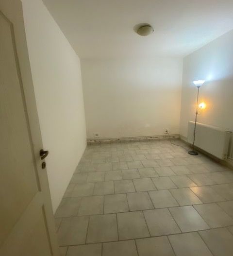 SPATIU COMERCIAL CU MULTIPLE DESTINATII CENTRAL - Poză 33