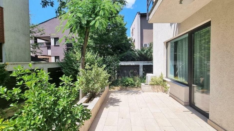 Parter in vila 4 camere || lux cu gradina proprie || OMV Petrom City - Poză 3