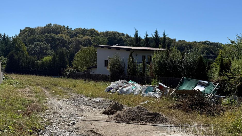 Investitie ideala: teren 800 mp în Faget! - Poză 3