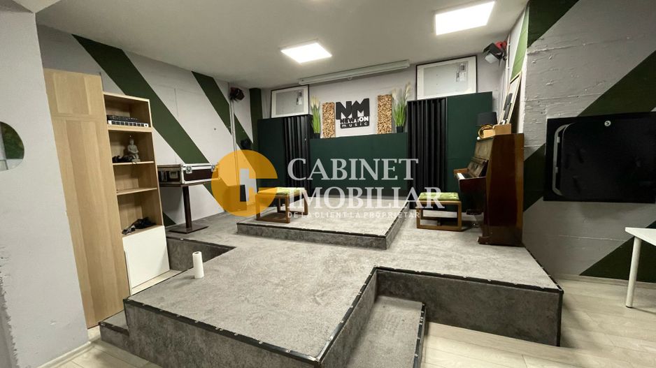 SPATIU COMERCIAL - 3 CAMERE - COMPLEX NEWTON - DE INCHIRIAT - Poză 4