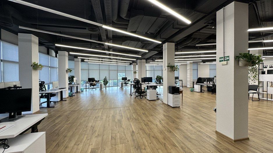 Chirie Spații de Birou 420 m2.și 300m²   sectorul Rîșcani. - Poză 11