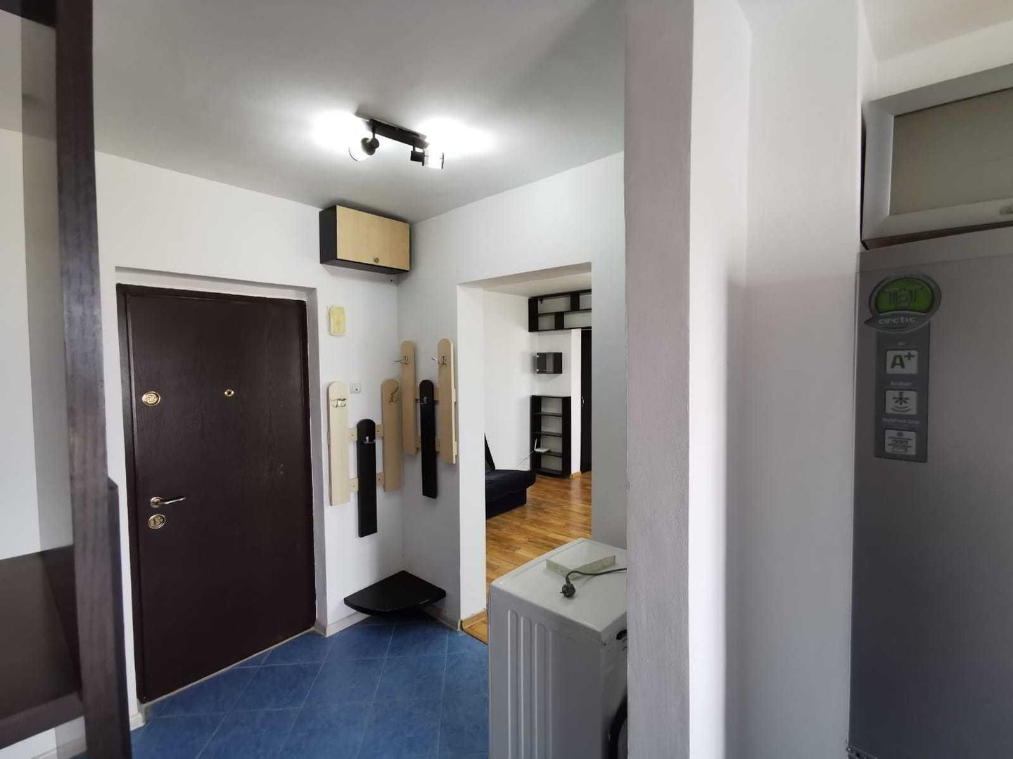 De inchiriat apartament cu 2 camere , Piata Sudului sector4 - Poză 4