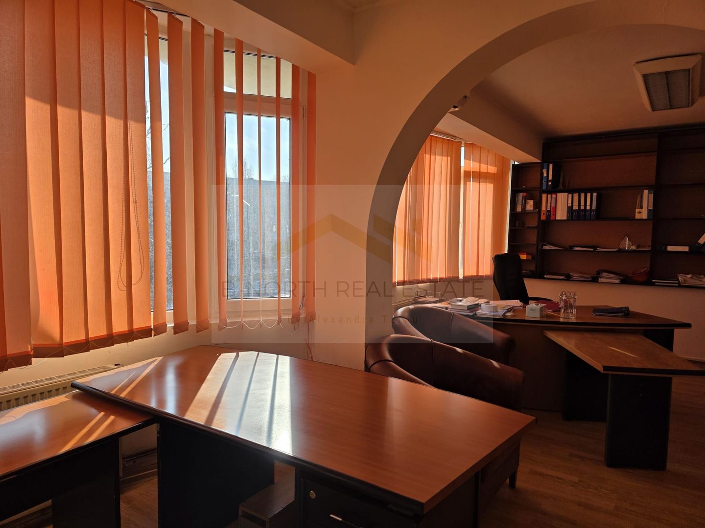 Clădiri de birouri de închiriat Sector 4 – 1.100 mp, vizibilitate stradală - Poză 28