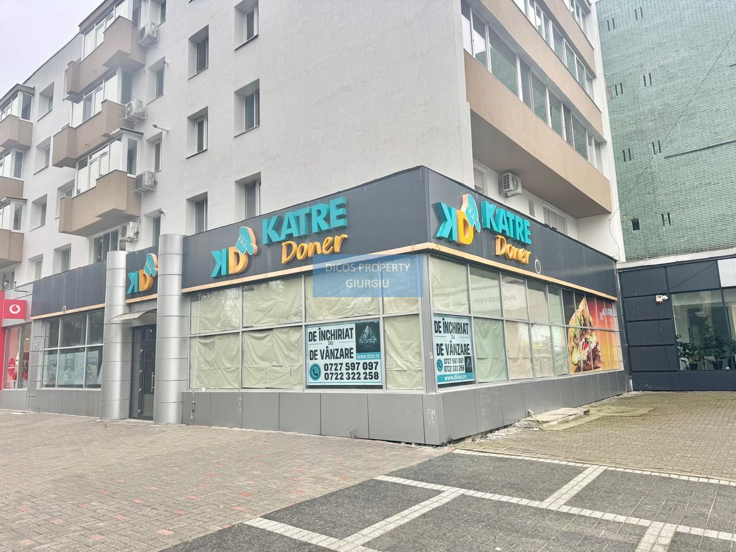 Spațiu comercial ultracentral – 26 ml vitrină, lângă Turn - Poză 1