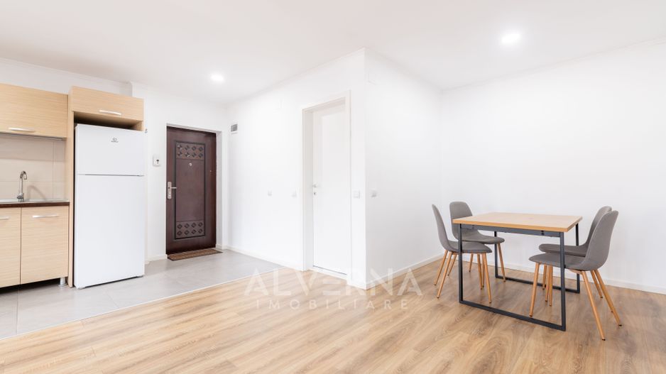 Inchiriere apartament 3 camera, 68mp + balcon, loc parcare, zona Terra - Poză 3