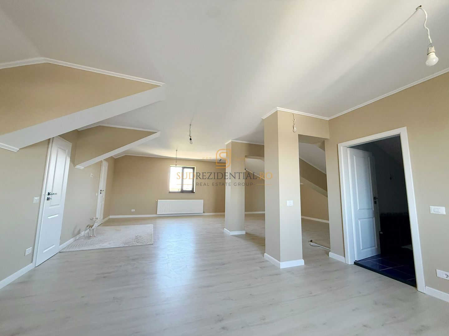 Vila mobilata si utilata, 6 camere, 3 bai, Teren 462 mp - Poză 41