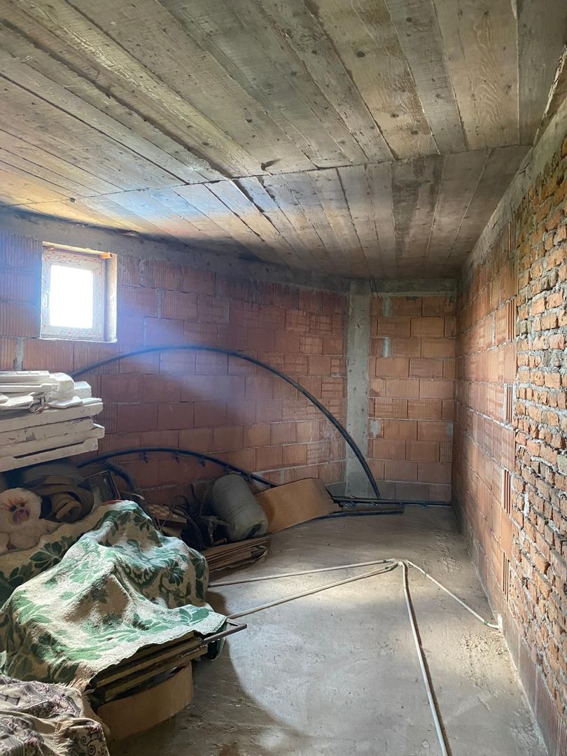 Adunatii Copaceni, vila la rosu P+1+M, teren 1044, teren 1044 - Poză 10