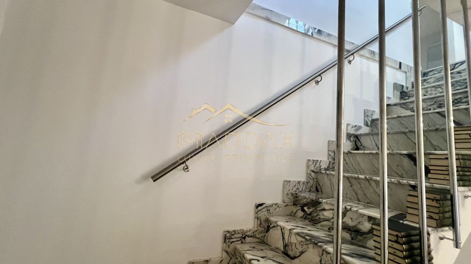 Casa **8 camere** // Domenii - Poză 7