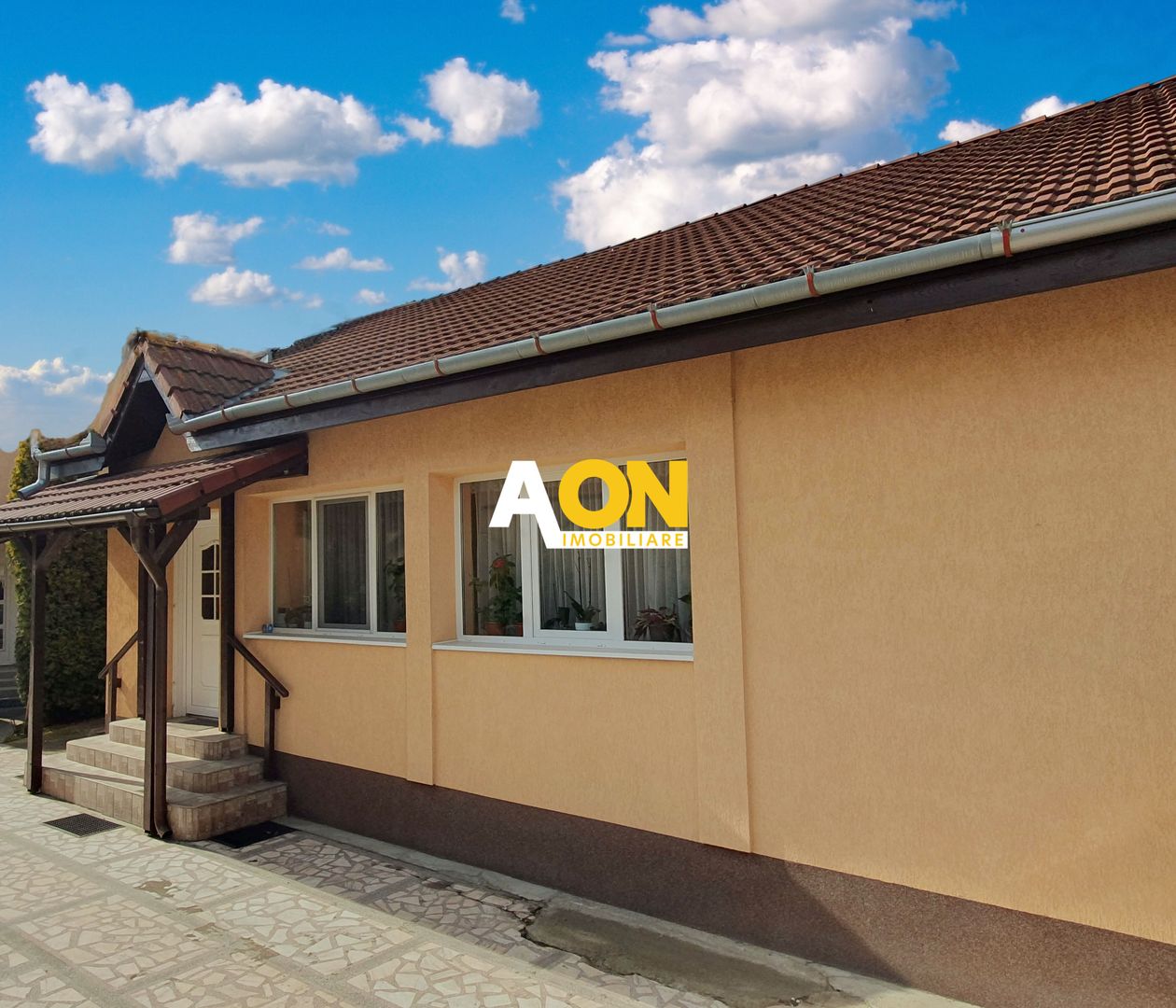 Casa 4 camere, 2 bai, 86 mp utili, renovata, zona Lipoveni - Poză 8