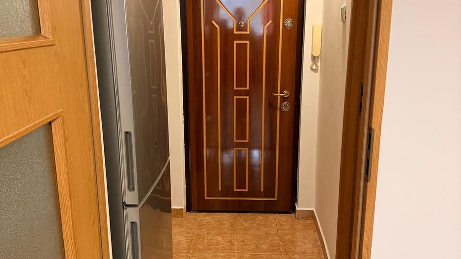 Garsoniera cocheta, etaj intermediar, Bulevardul Muncii - Poză 6