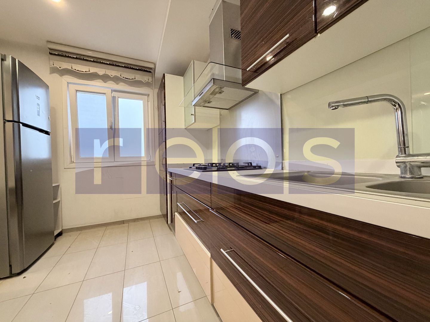 VANZARE 3 CAMERE | LUMINOS | LOC DE PARCARE INCLUS IN PRET | COSMOPOLIS - Poză 7