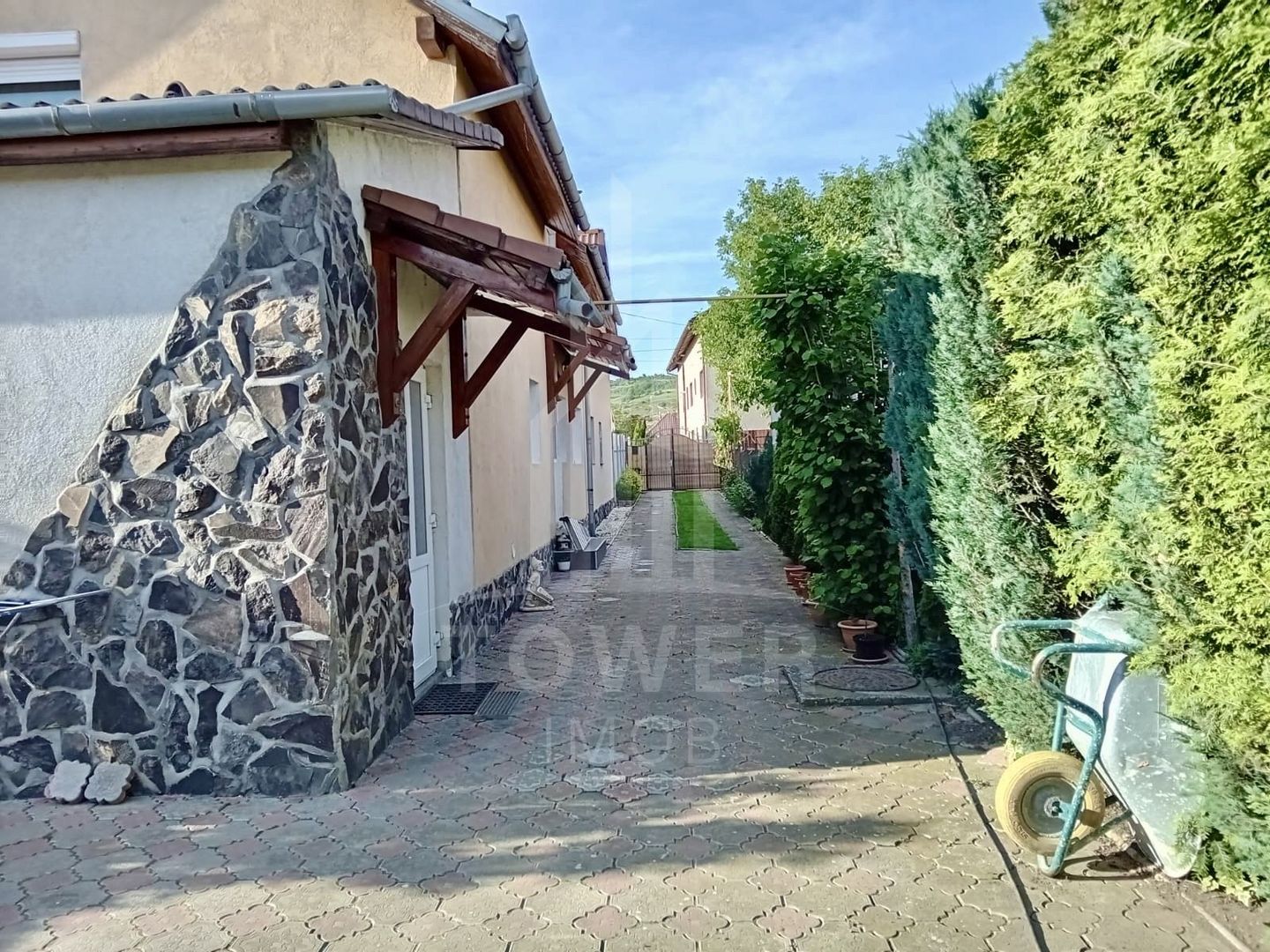 Casă la Cheie cu Garaj • Mutare Imediată • Gușterița,  Sibiu - Poză 8