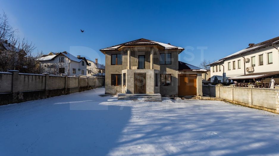 Vânzare casă , 240 mp., str. Păcii, Durlești - Poză 1