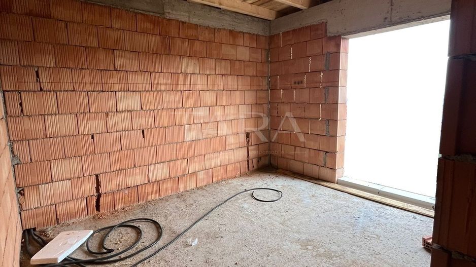 Duplex semifinisat cu 4 camere în Sânnicoara - Poză 4