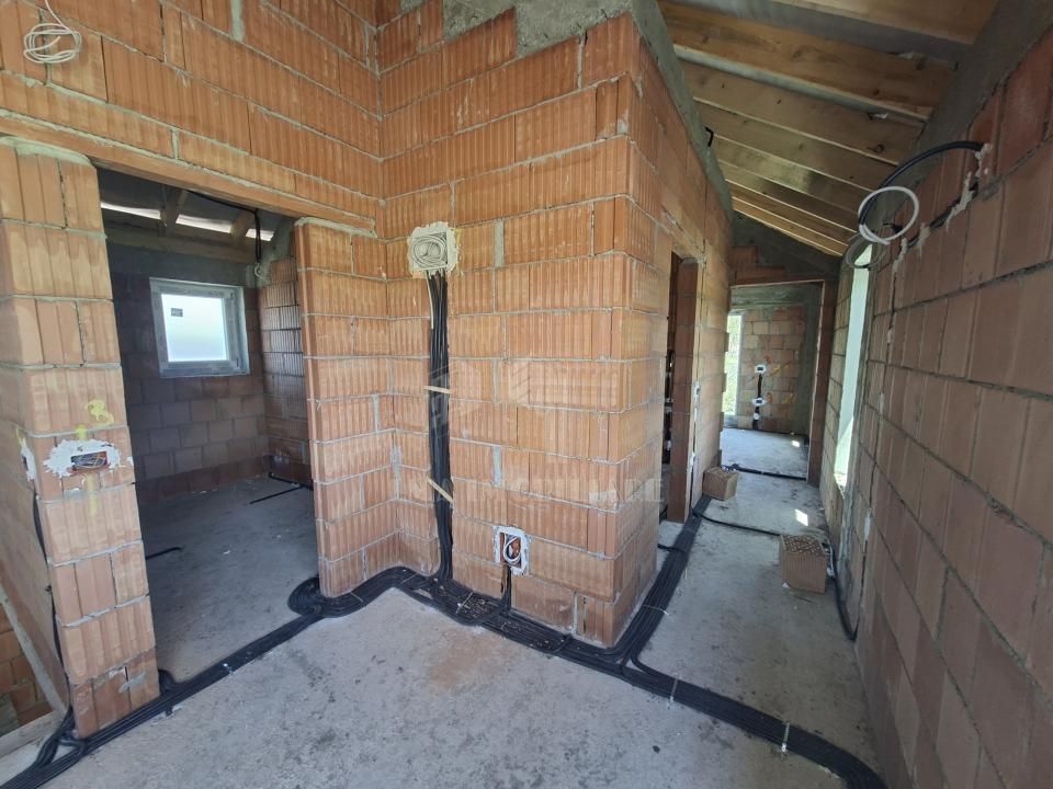 Casa individuala parter plus etaj Sanpetru Brasov zona Lempes - Poză 28