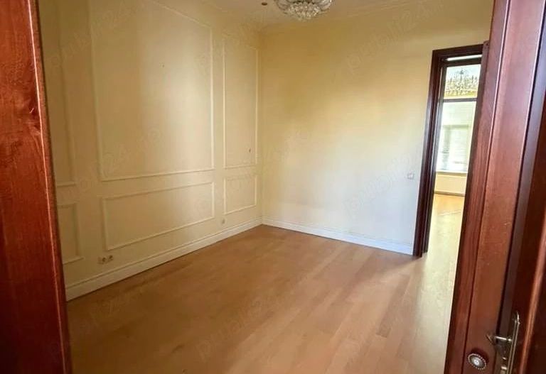 BRASAD vinde ap 3 cam etaj 1 CENTRAL renovat 119mp. - Poză 2