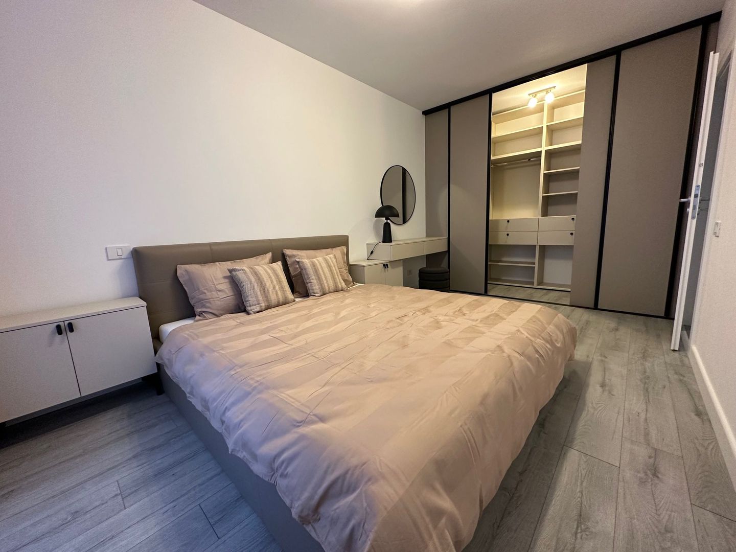 Apartament 2 camere cu parcare subterana - Poză 11
