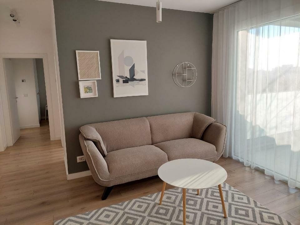 Apartament de Închiriat 2 Camere AFI City Bucureștii Noi Loc de Parcare - Poză 2