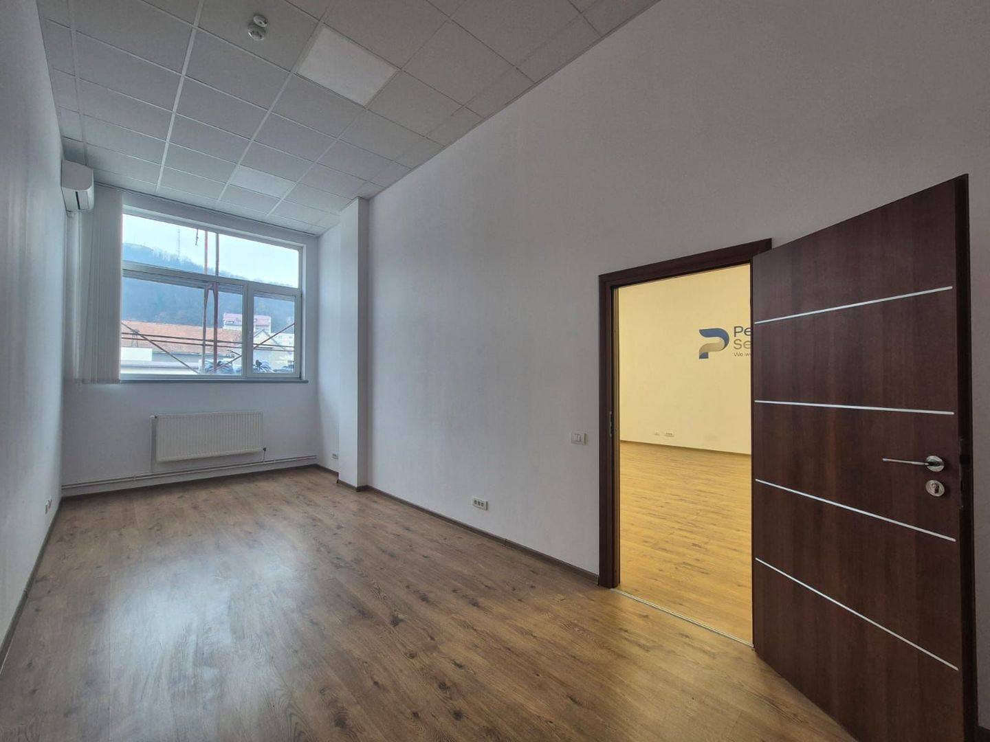 Spatiu birouri - Poză 3