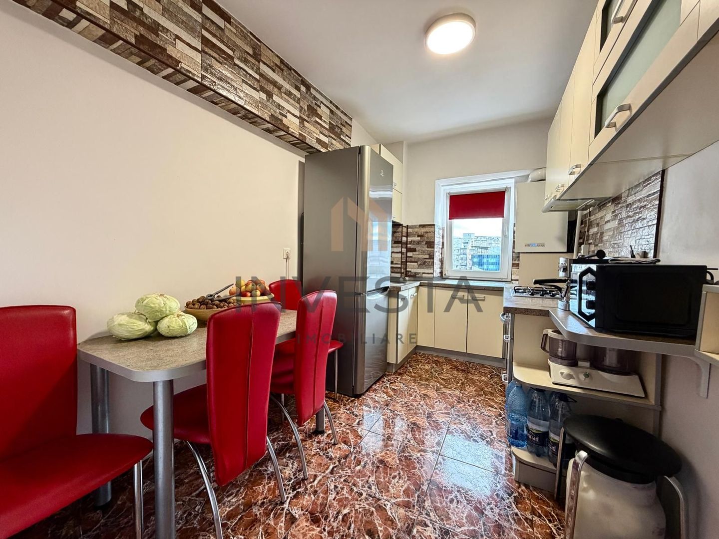 Apartament cu 3 camere pe strada Bucuresti ! - Poză 7