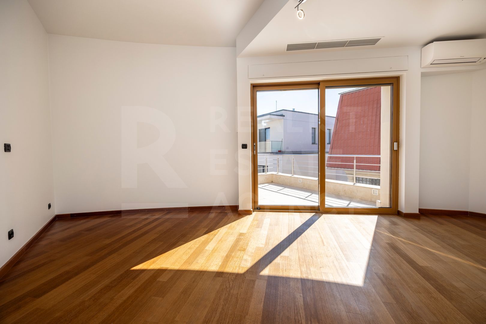 Penthouse, Jean Monnet Residence, București - Poză 10