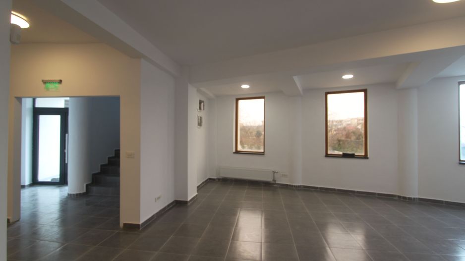 Spatiu birouri D+P - 289mp - zona Rebreanu - Poză 4