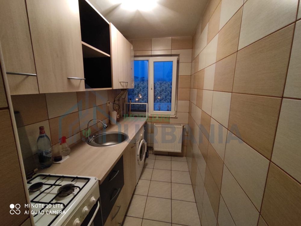 Inchiriez apartament cu 2 camere decomandat - Poză 1