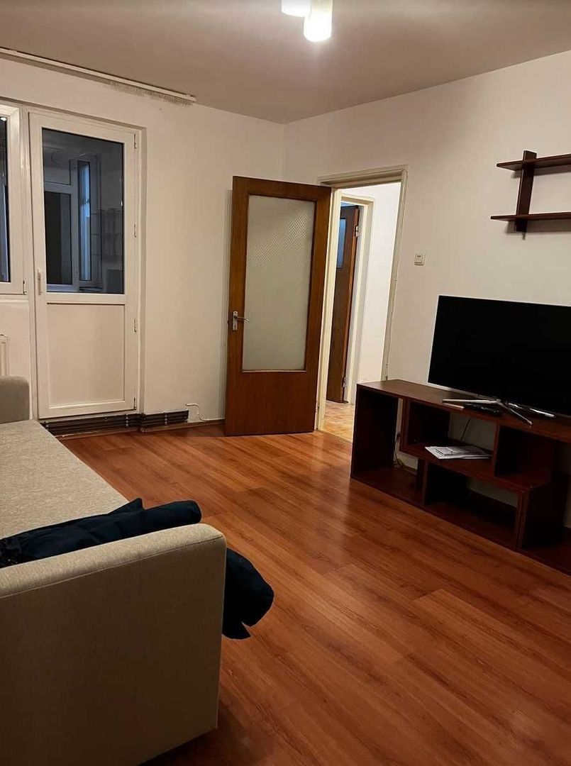 Apartament 2 camere de inchiriat, centrala proprie, Plaza Mall - Pet friendly - Poză 1