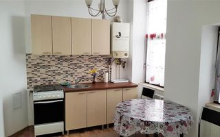 Apartament la casa, 2 camere, 80 mp utili, Centru, zona ANAF - Poză 4