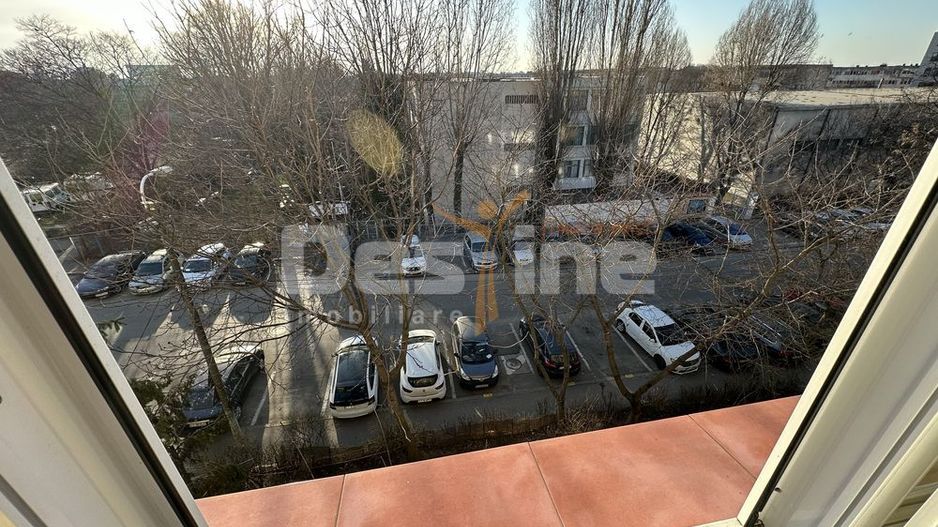 Apartament cu 3 camere de vânzare – Zona Casa de Cultură, Constanța - Poză 6