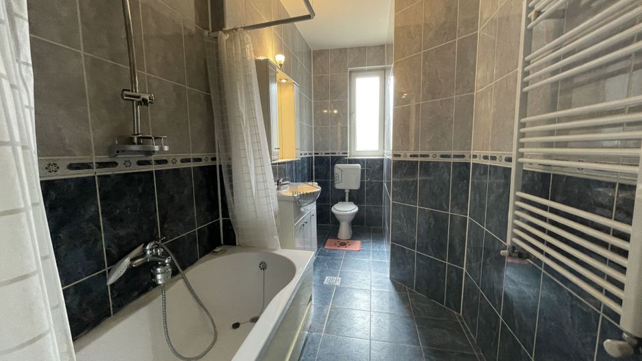 VILA CU 5 CAMERE LA INCHIRIERE LANGA BRITISH SCHOOL - Poză 15