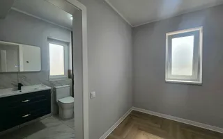 Casa gata de mutare,  finisata, curte mare amenajata Selimbar - Poză 13