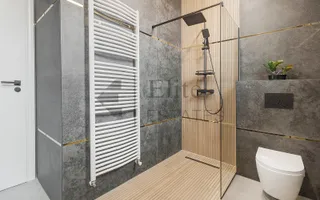 Apartament ultracentral de inchiriat in Oradea I Palatul Ullmann - Poză 12