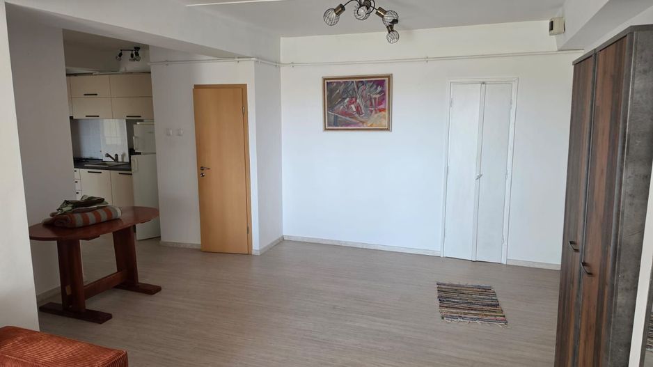 Apartament 3 camere Zona Gh Lazar - Poză 6
