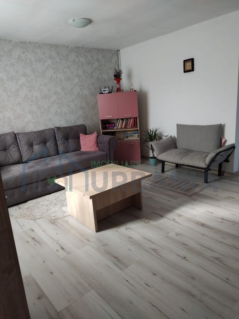 Vand casa 3 dormitoare, living, bucătărie. Intrare Popricani case noi. - Poză 4