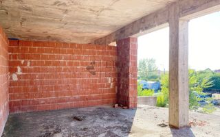 6 apartamente la rosu de vanzare in Episcopia Bihor - Poză 3