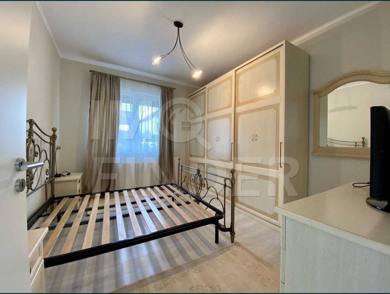 Apartament in vila 174 mp, 5 camere, Piata Engels - Poză 5