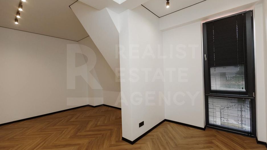 Chirie, apartament, 5 camere, str. Lacului, Centru - Poză 11